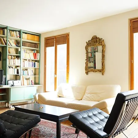 Rue Brea - 6 Apartment *